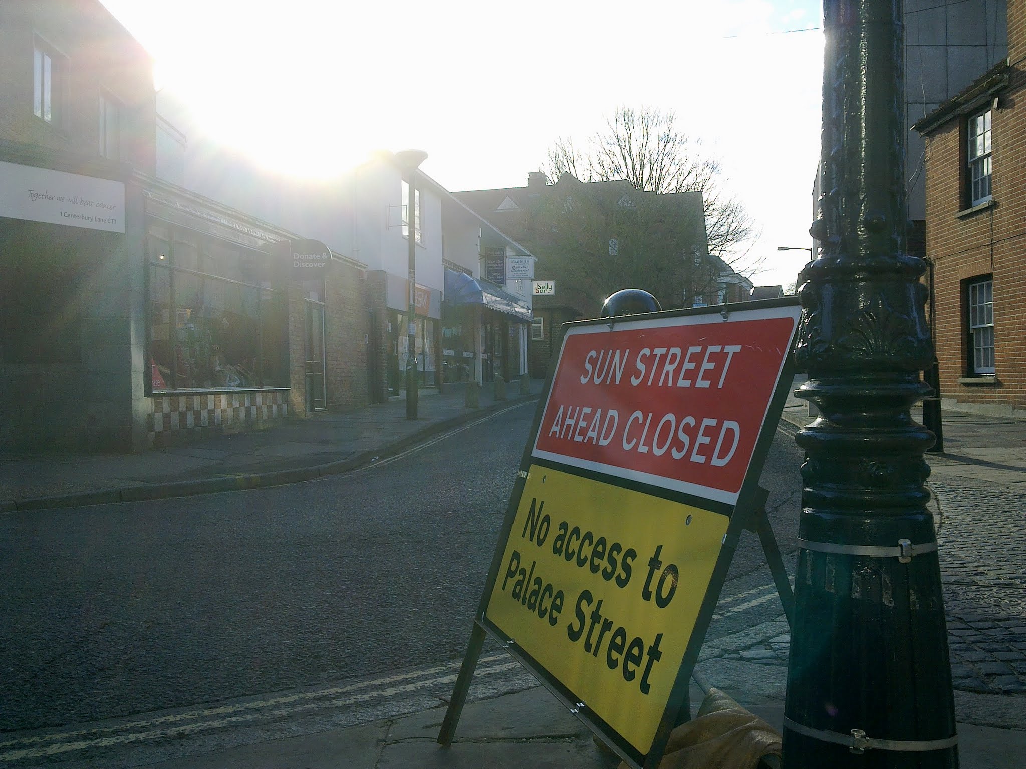 Sun_Street_Closed_with_sun